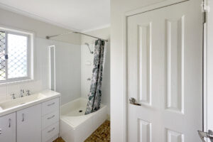 5 Banksia Street, Point Vernon, QLD 4655 AUS