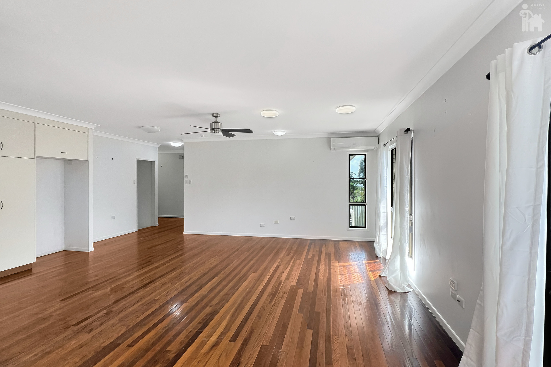 298 Torquay Terrace, Torquay, QLD 4655 AUS