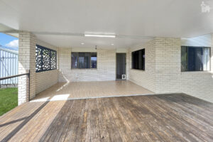 298 Torquay Terrace, Torquay, QLD 4655 AUS