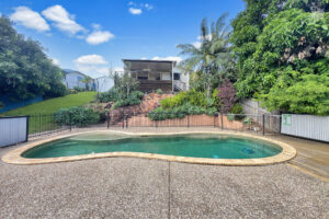 298 Torquay Terrace, Torquay, QLD 4655 AUS