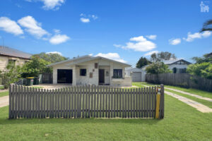 298 Torquay Terrace, Torquay, QLD 4655 AUS