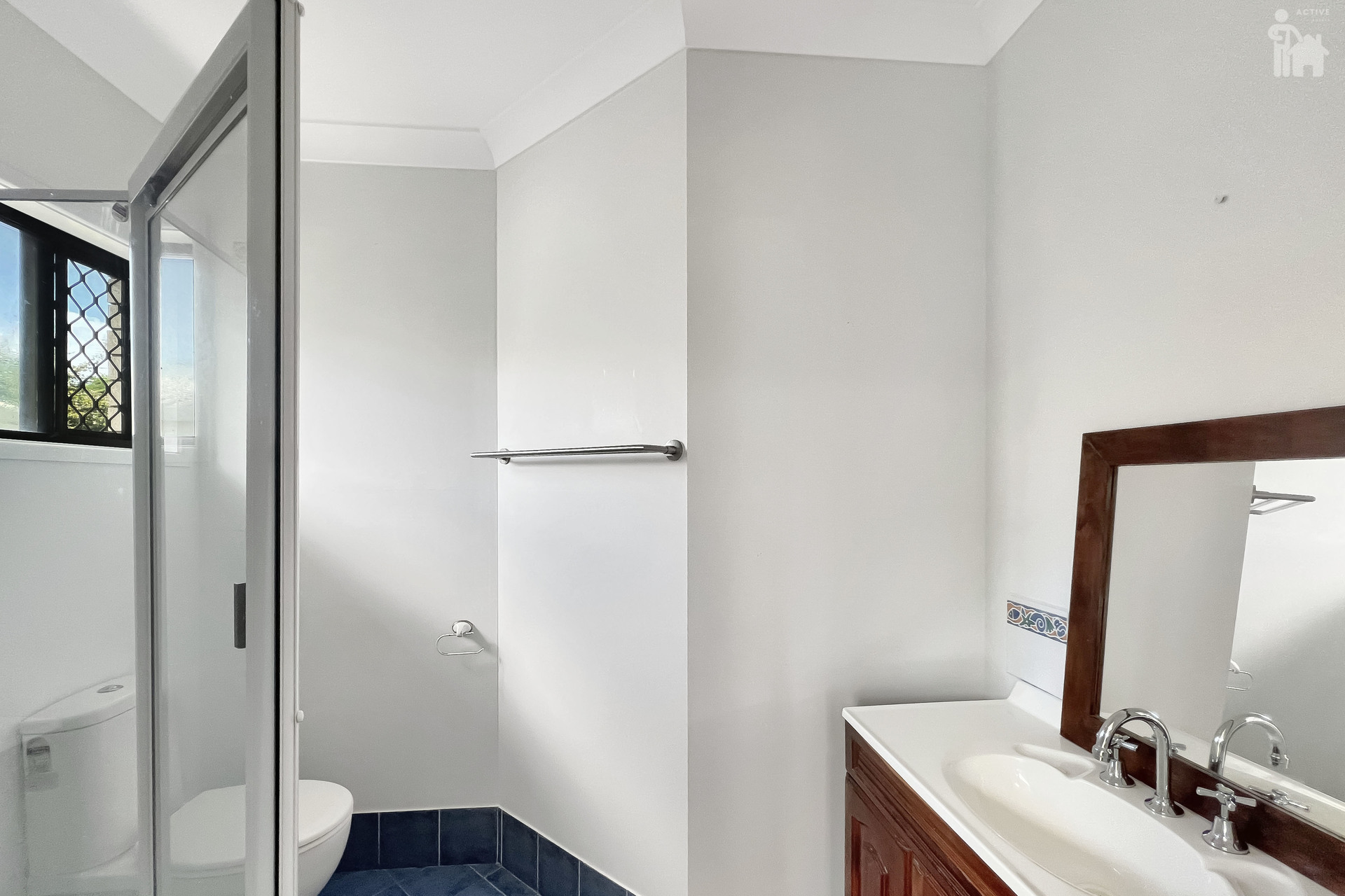 298 Torquay Terrace, Torquay, QLD 4655 AUS