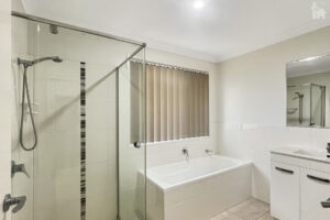 6 Brahminy Court, River Heads, QLD 4655 AUS