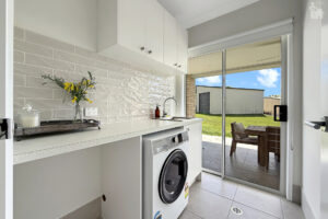 7-15 Edgecumbe Close, River Heads, QLD 4655 AUS