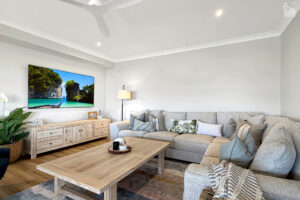 7-15 Edgecumbe Close, River Heads, QLD 4655 AUS