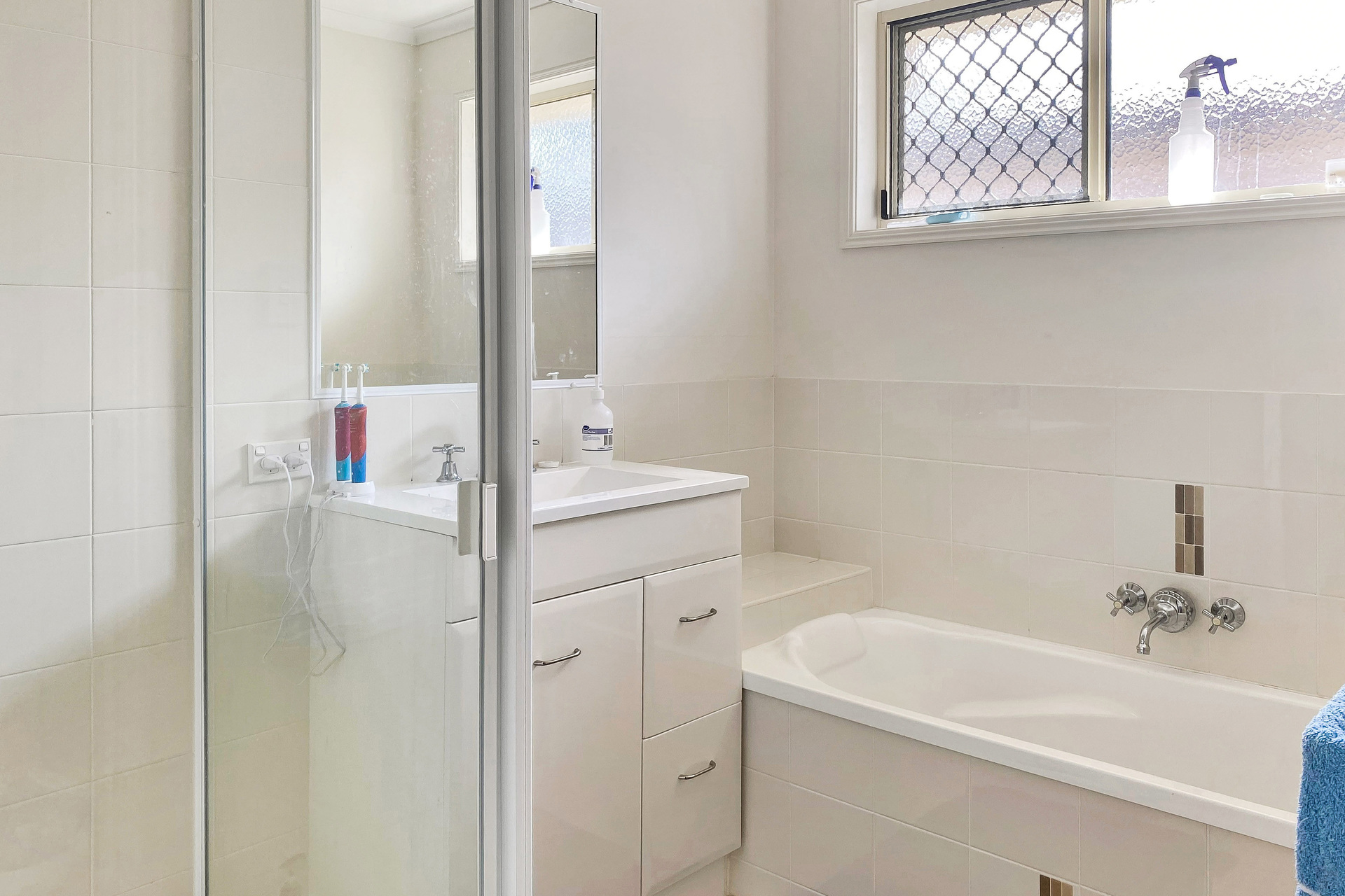 20 Trill Court, Urangan, QLD 4655 AUS