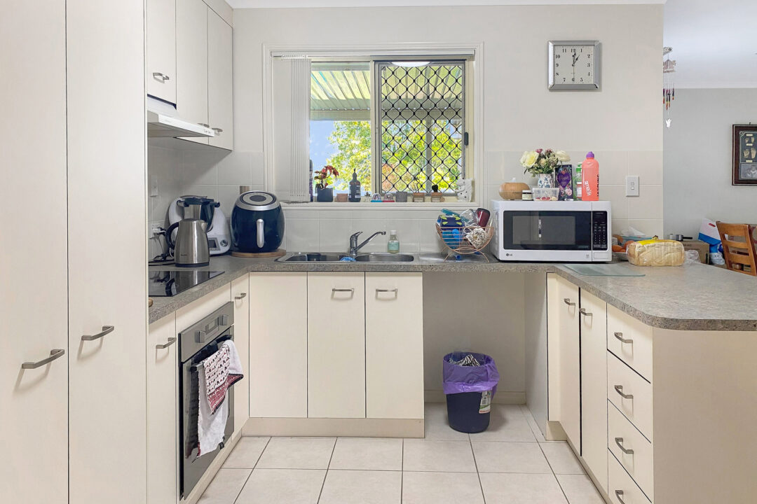 20 Trill Court, Urangan, QLD 4655 AUS