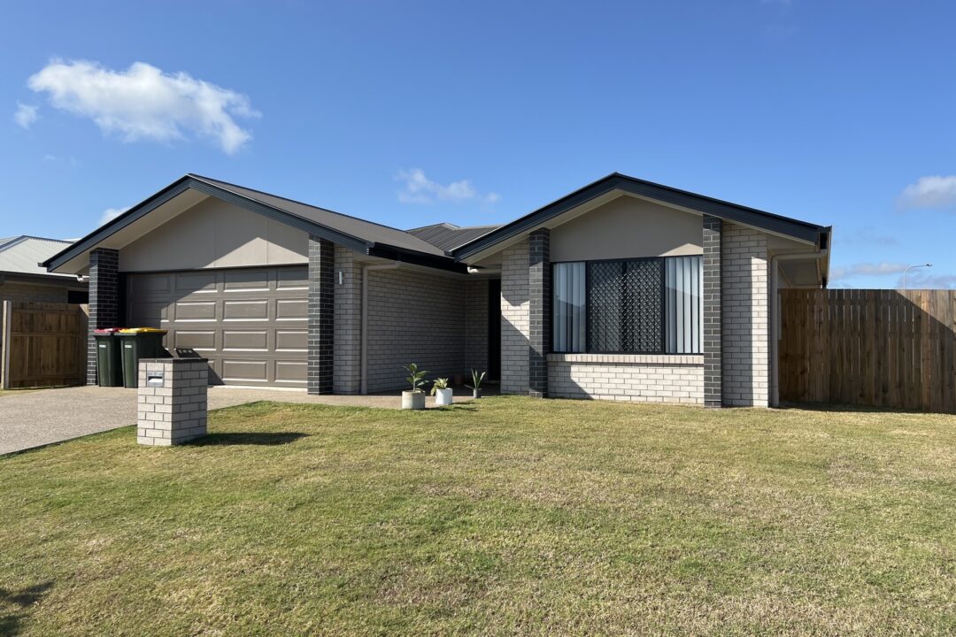 1 Seagrass Lane, Eli Waters, QLD 4655 AUS