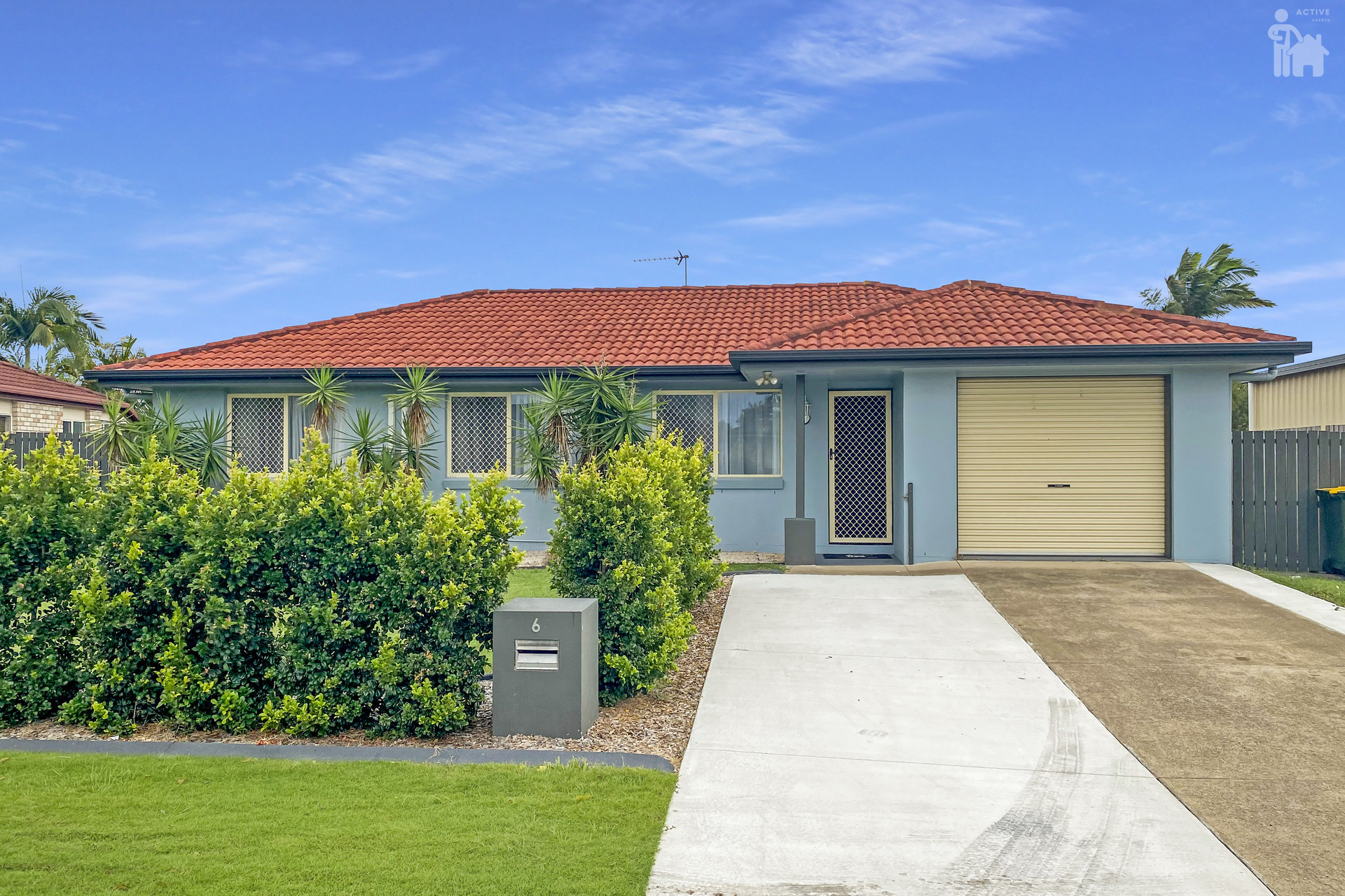 6 Pialba Downs Drive, Eli Waters, QLD 4655
