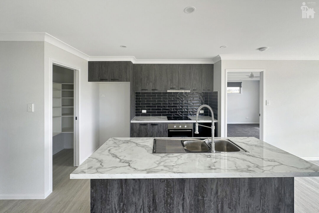 94 Samarai Drive, Kawungan, QLD 4655 AUS