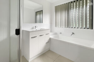 18 Julie Street, Dundowran Beach, QLD 4655 AUS