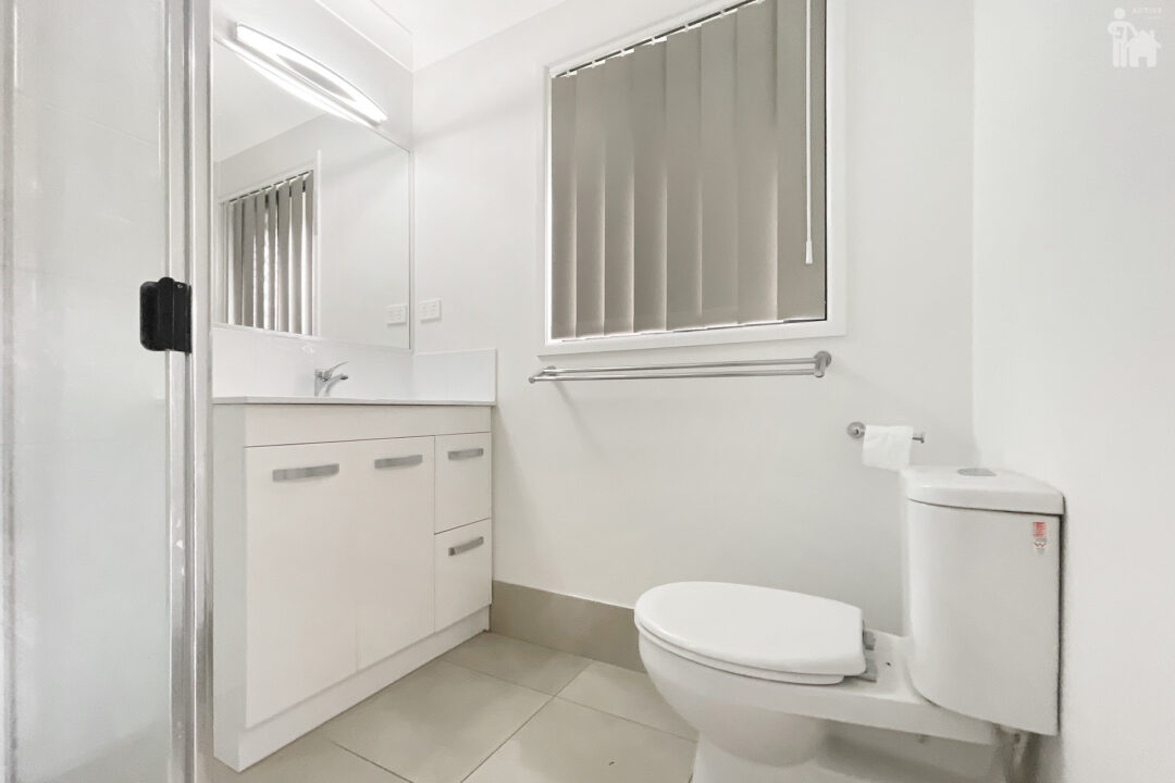 18 Julie Street, Dundowran Beach, QLD 4655 AUS