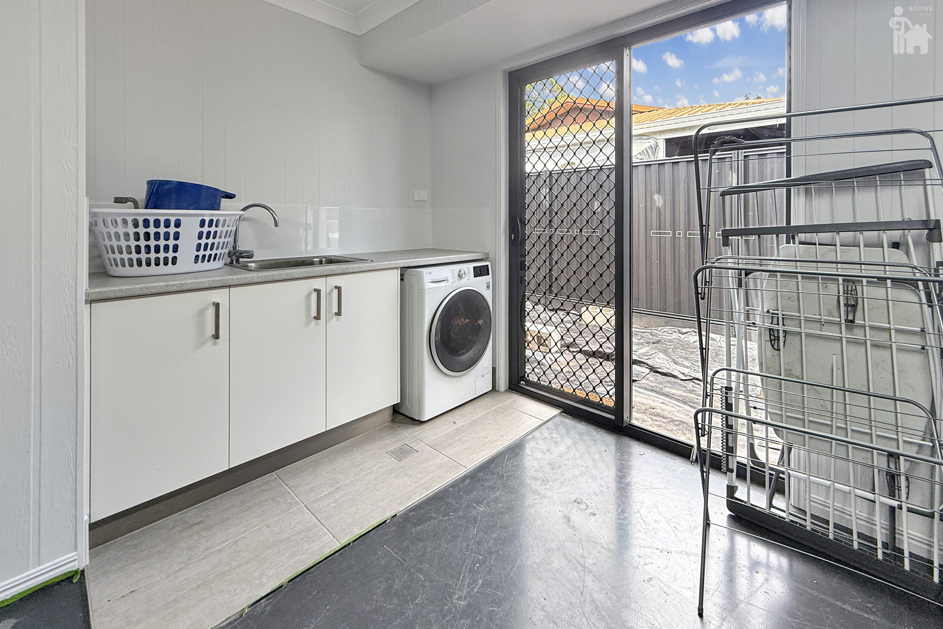 59 Frangipanni Avenue, Kawungan, QLD 4655 AUS