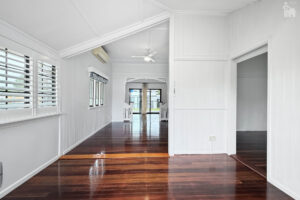 24 King Street, Urangan, QLD 4655 AUS