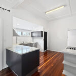 24 King Street, Urangan, QLD 4655 AUS