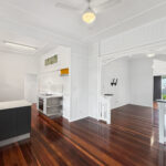 24 King Street, Urangan, QLD 4655 AUS