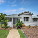 24 King Street, Urangan, QLD 4655 AUS