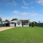 24 King Street, Urangan, QLD 4655 AUS