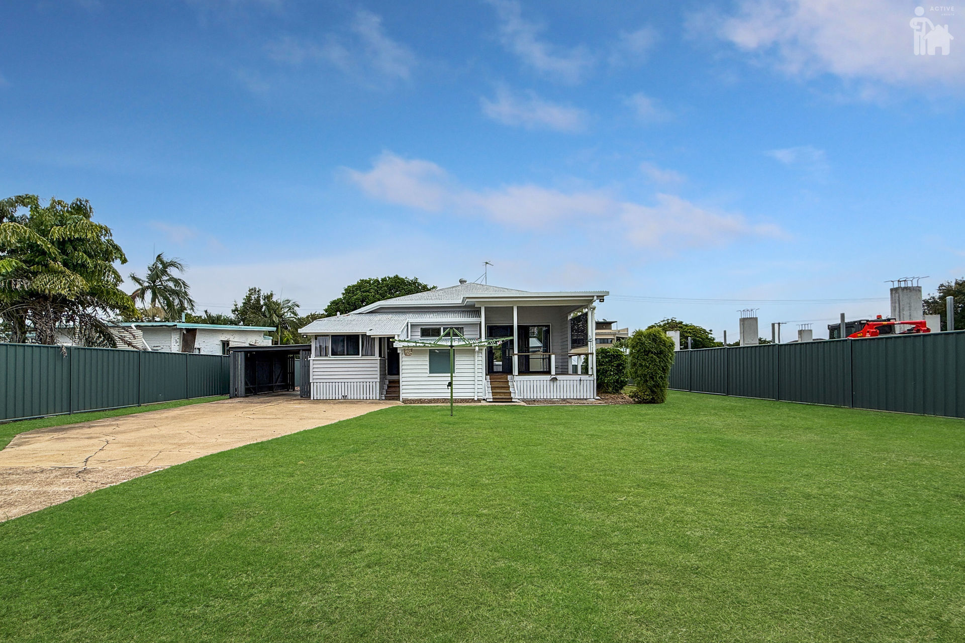 24 King Street, Urangan, QLD 4655 AUS