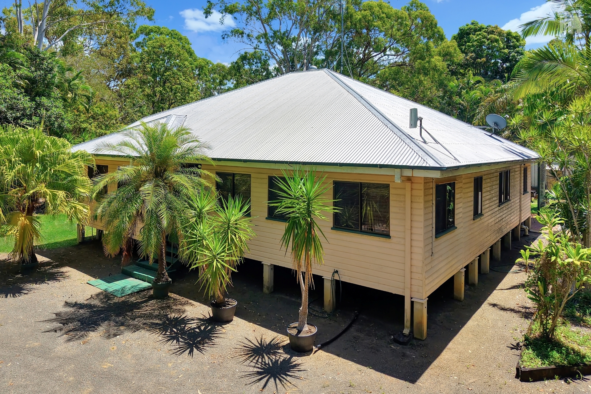 95 Sea Eagles Road, Booral, QLD 4655 AUS