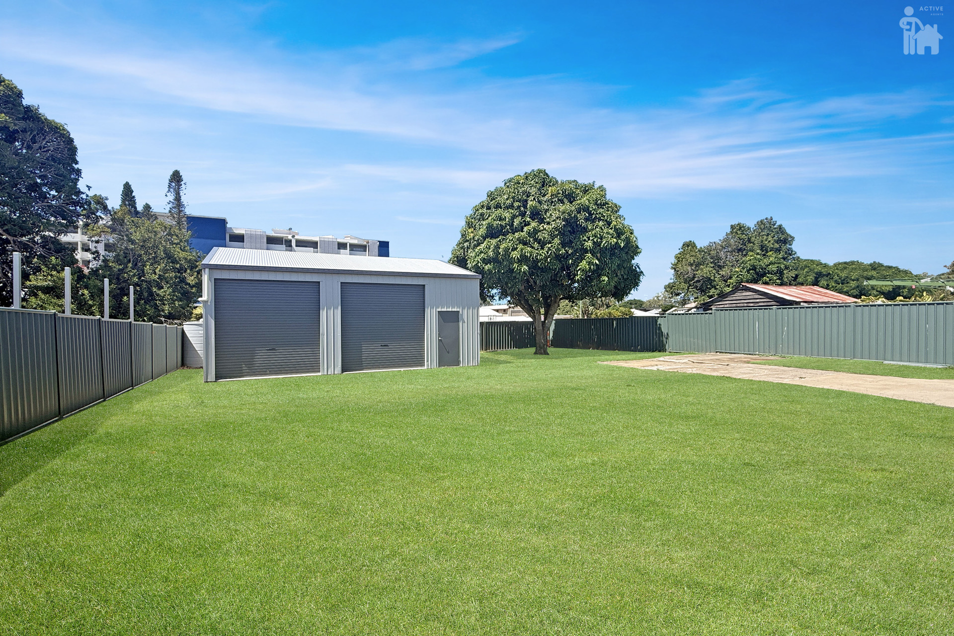 24 King Street, Urangan, QLD 4655 AUS