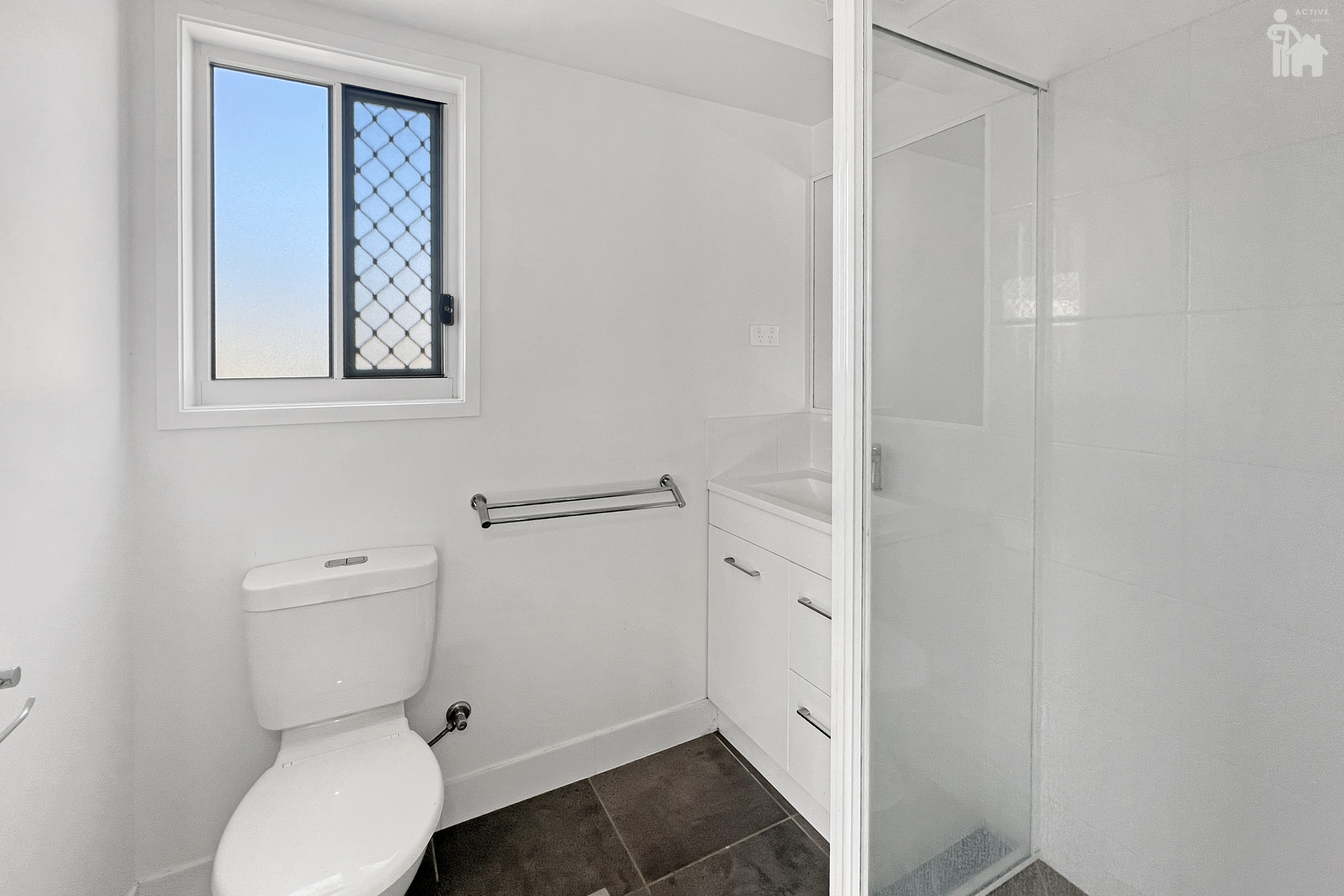 61 Girraween Way, Eli Waters, QLD 4655 AUS