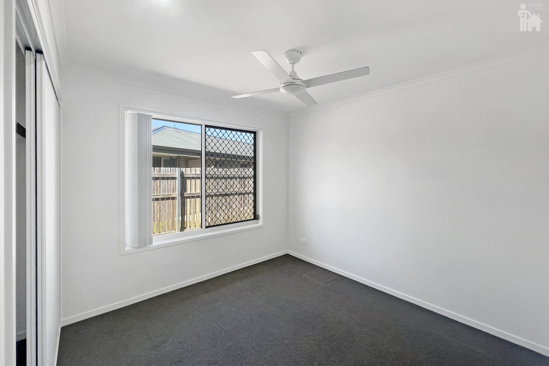 61 Girraween Way, Eli Waters, QLD 4655 AUS