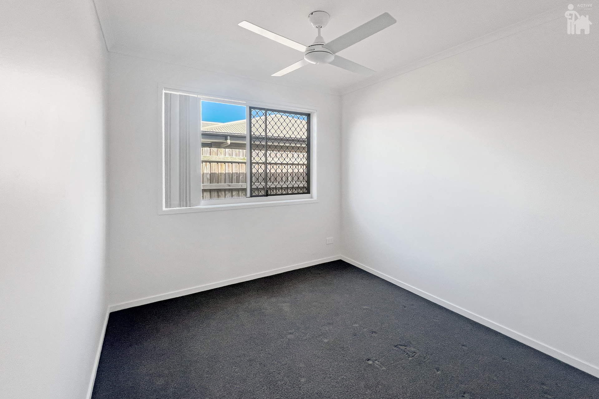 61 Girraween Way, Eli Waters, QLD 4655 AUS