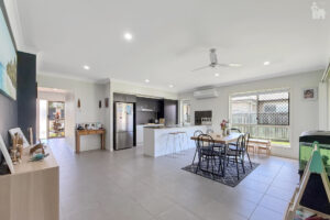 33 Tranquil Drive, Wondunna, QLD 4655 AUS