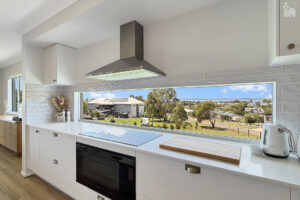 7-15 Edgecumbe Close, River Heads, QLD 4655 AUS