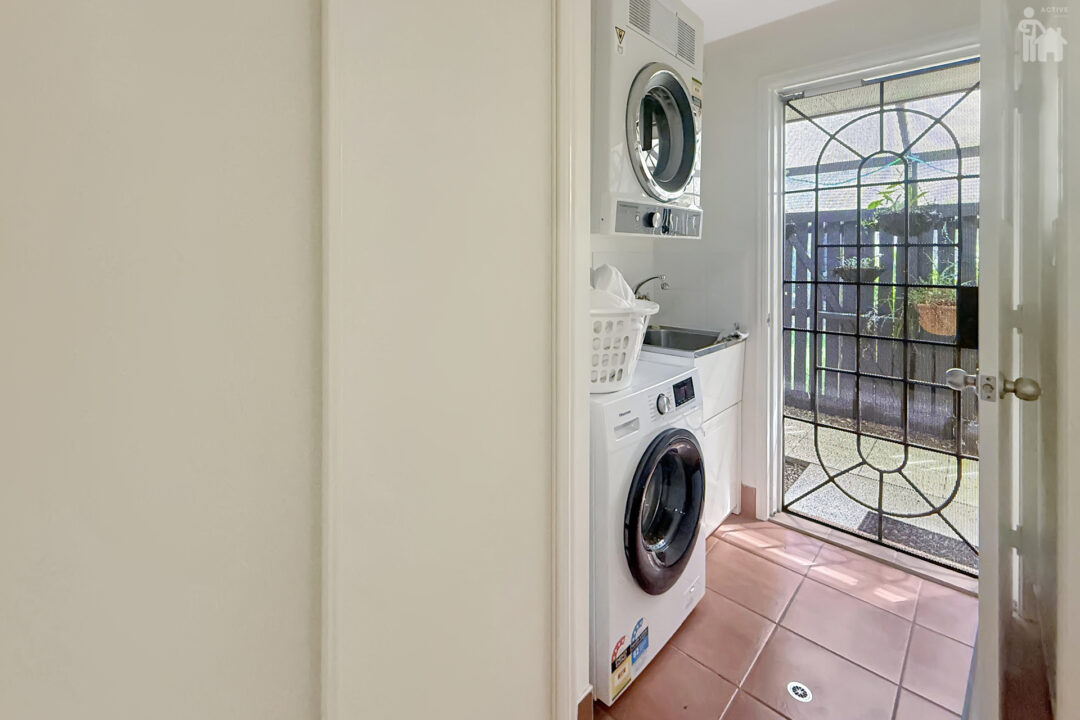 5 Whistler Court, Eli Waters, QLD 4655 AUS