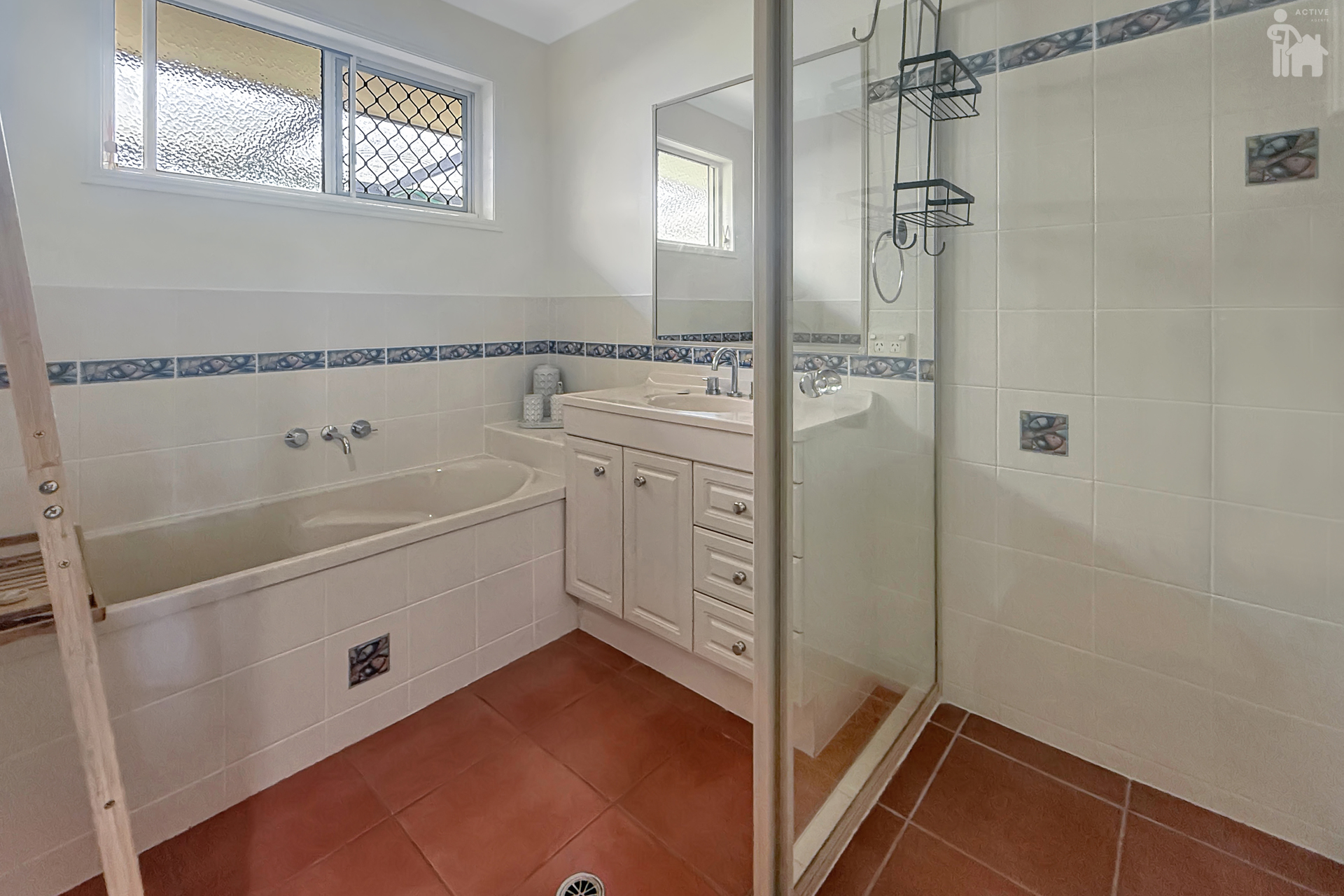 5 Whistler Court, Eli Waters, QLD 4655 AUS