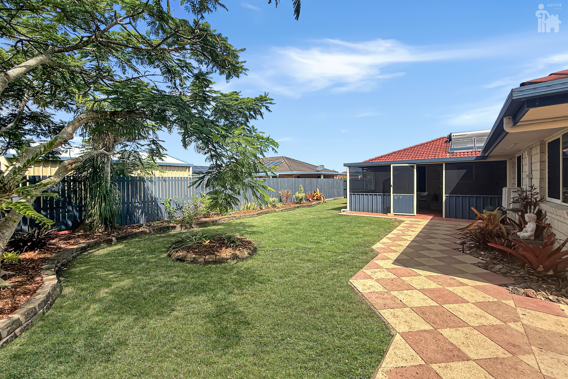 5 Whistler Court, Eli Waters, QLD 4655 AUS