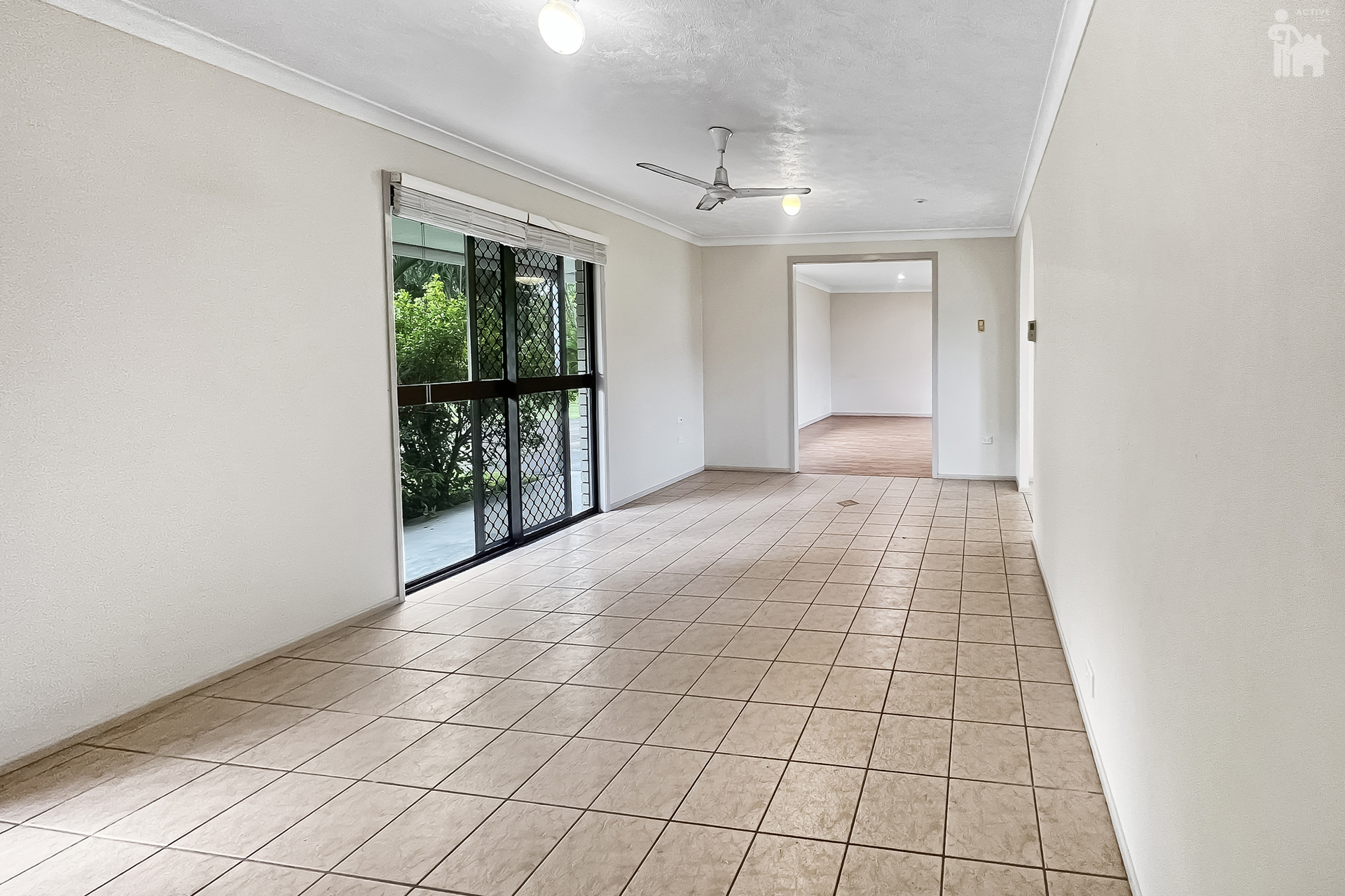 26A Hughes Road, Urangan, QLD 4655 AUS