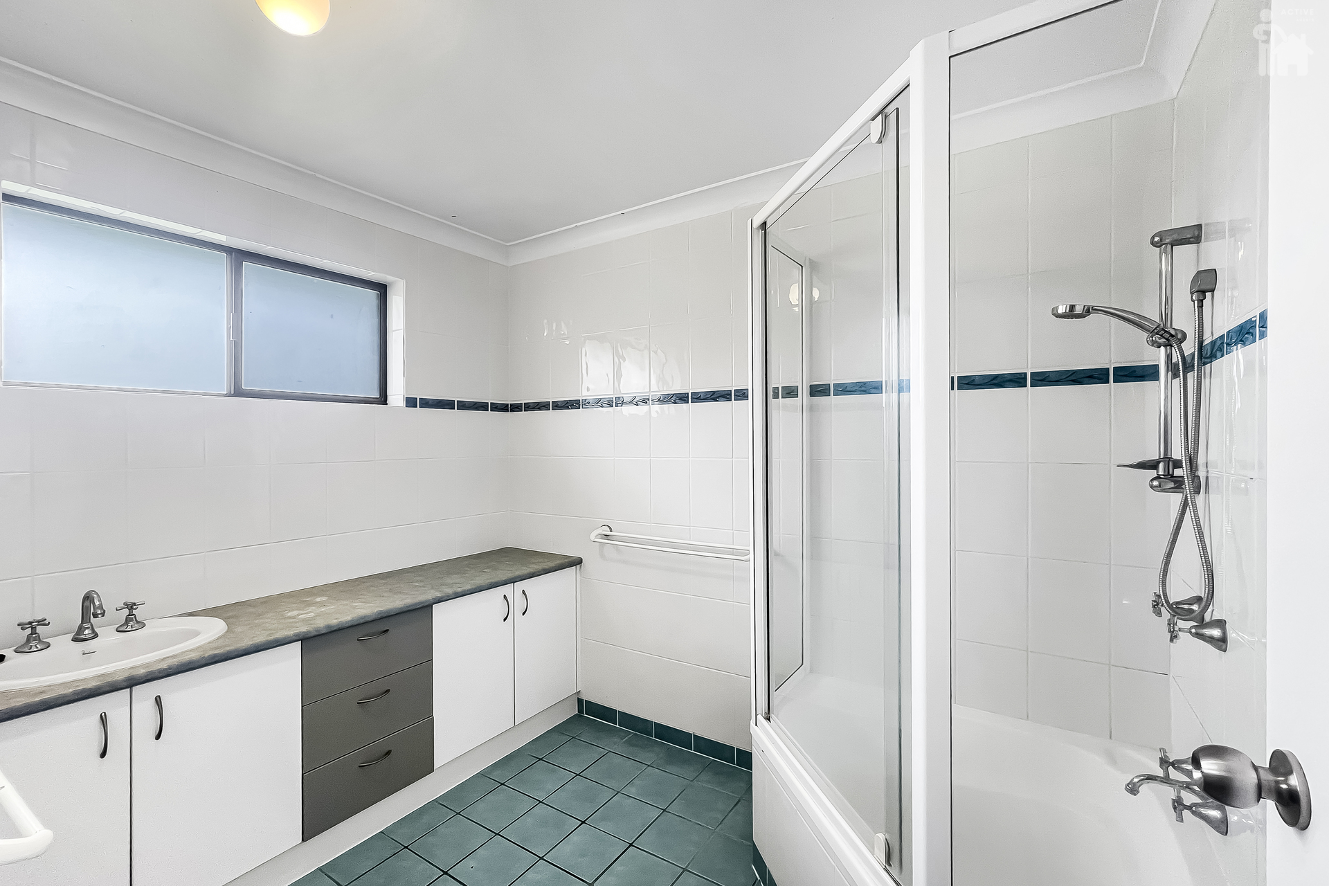 26A Hughes Road, Urangan, QLD 4655 AUS