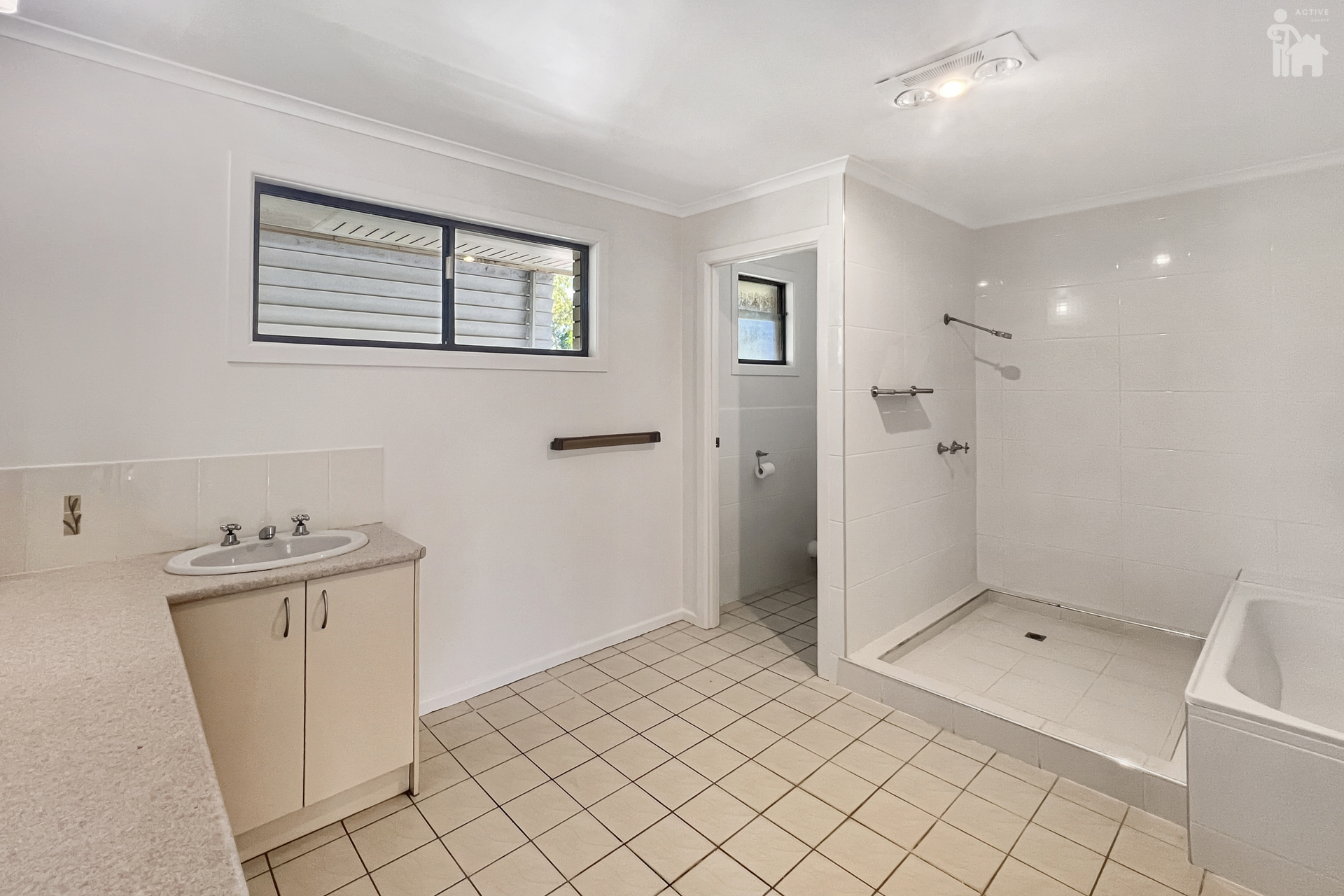 10/372 The Esplanade, Scarness, QLD 4655 AUS