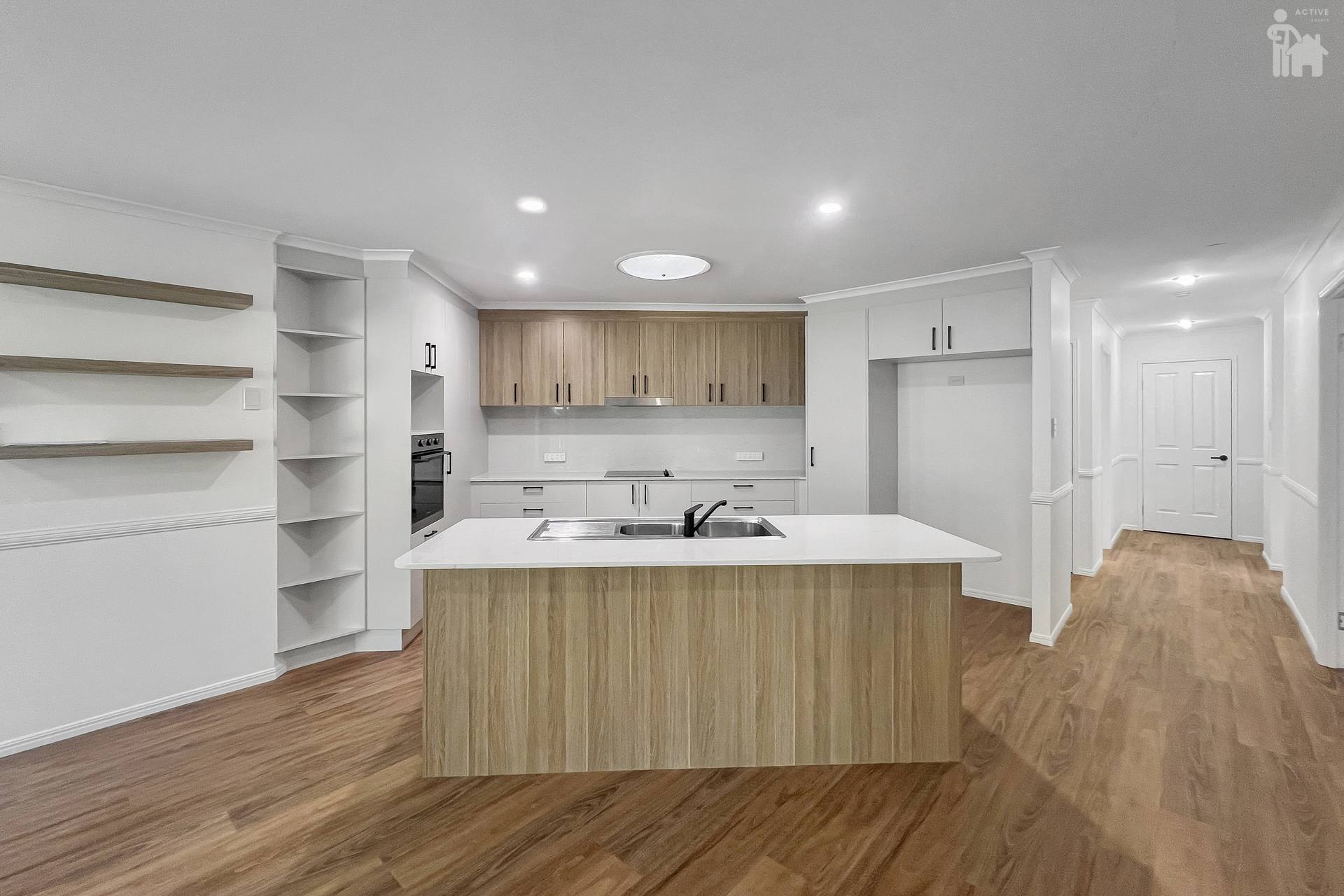 14 Whimbrel Grove, Eli Waters, QLD 4655 AUS