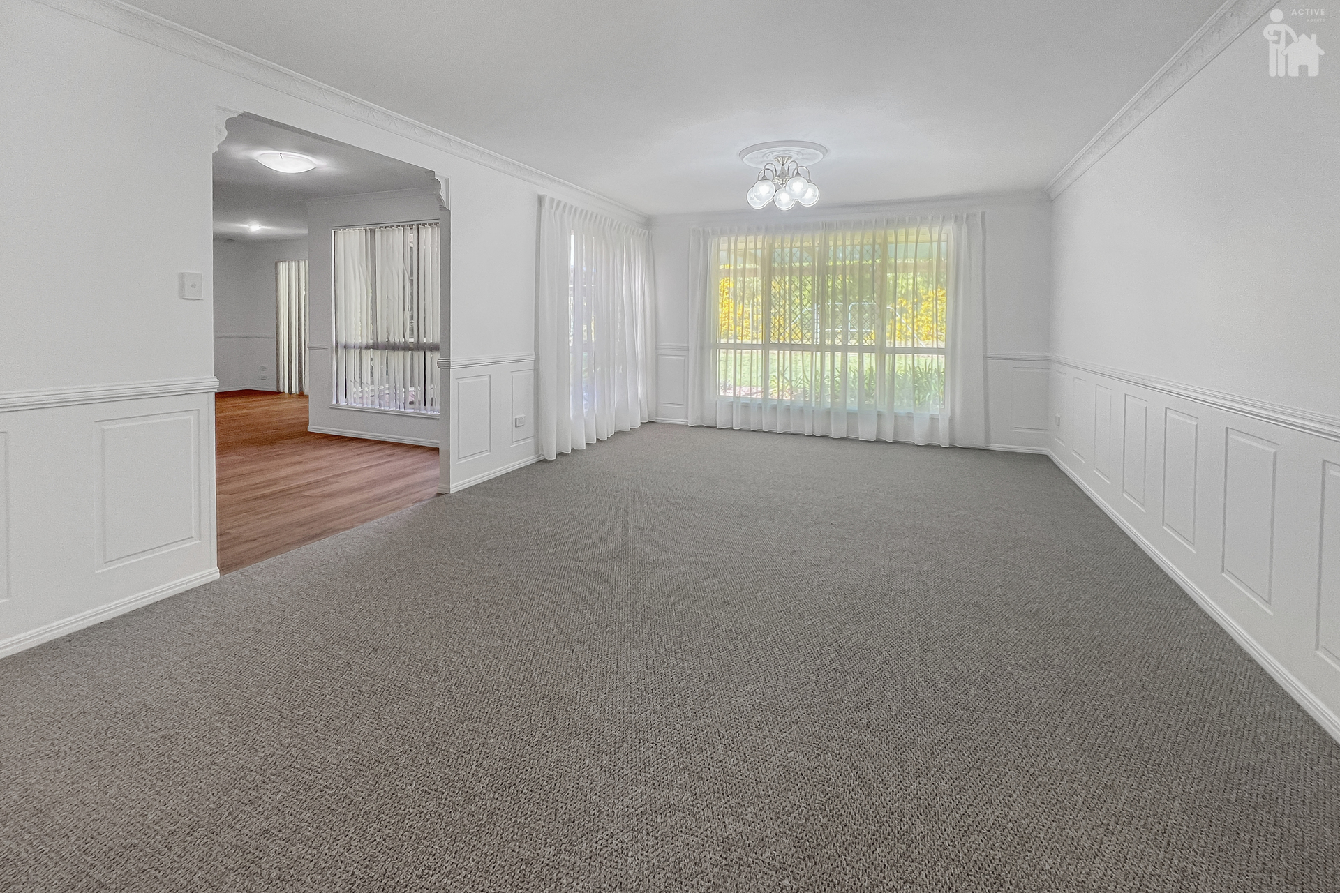 14 Whimbrel Grove, Eli Waters, QLD 4655 AUS