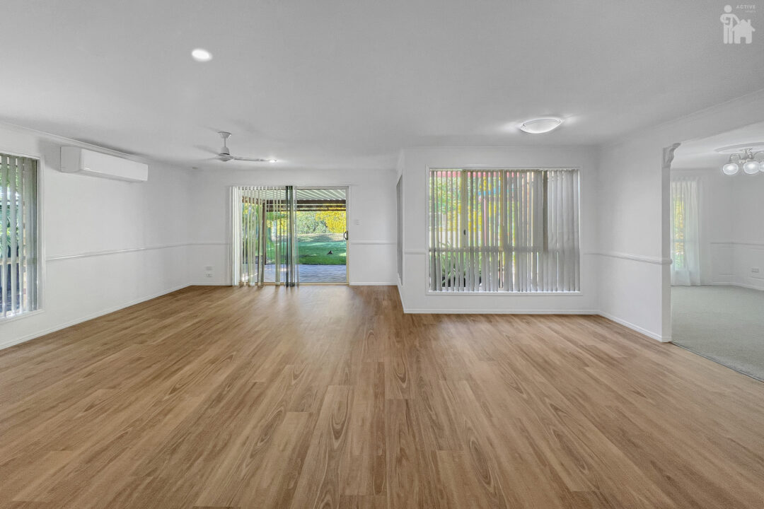 14 Whimbrel Grove, Eli Waters, QLD 4655 AUS