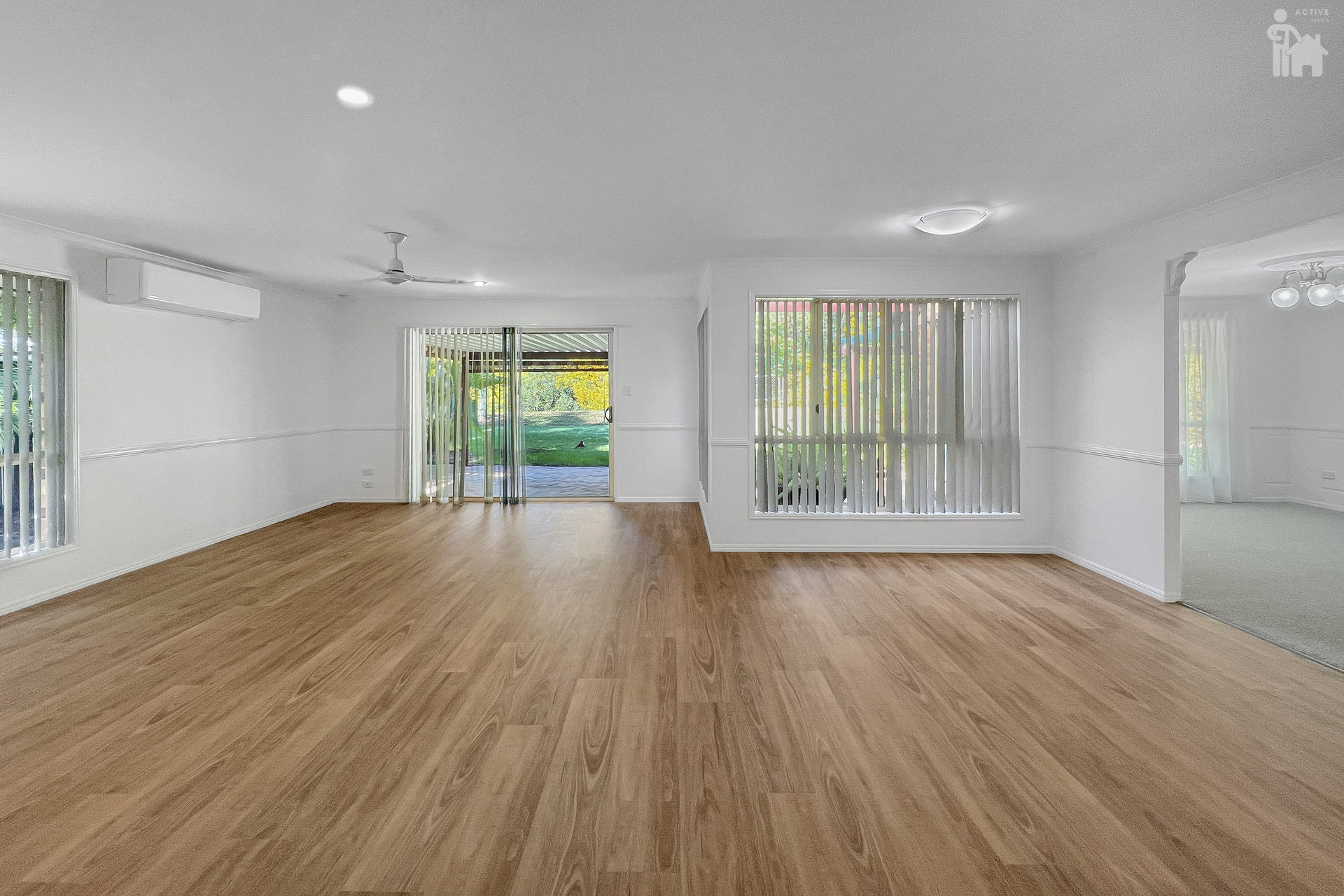 14 Whimbrel Grove, Eli Waters, QLD 4655 AUS