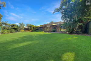 14 Whimbrel Grove, Eli Waters, QLD 4655 AUS