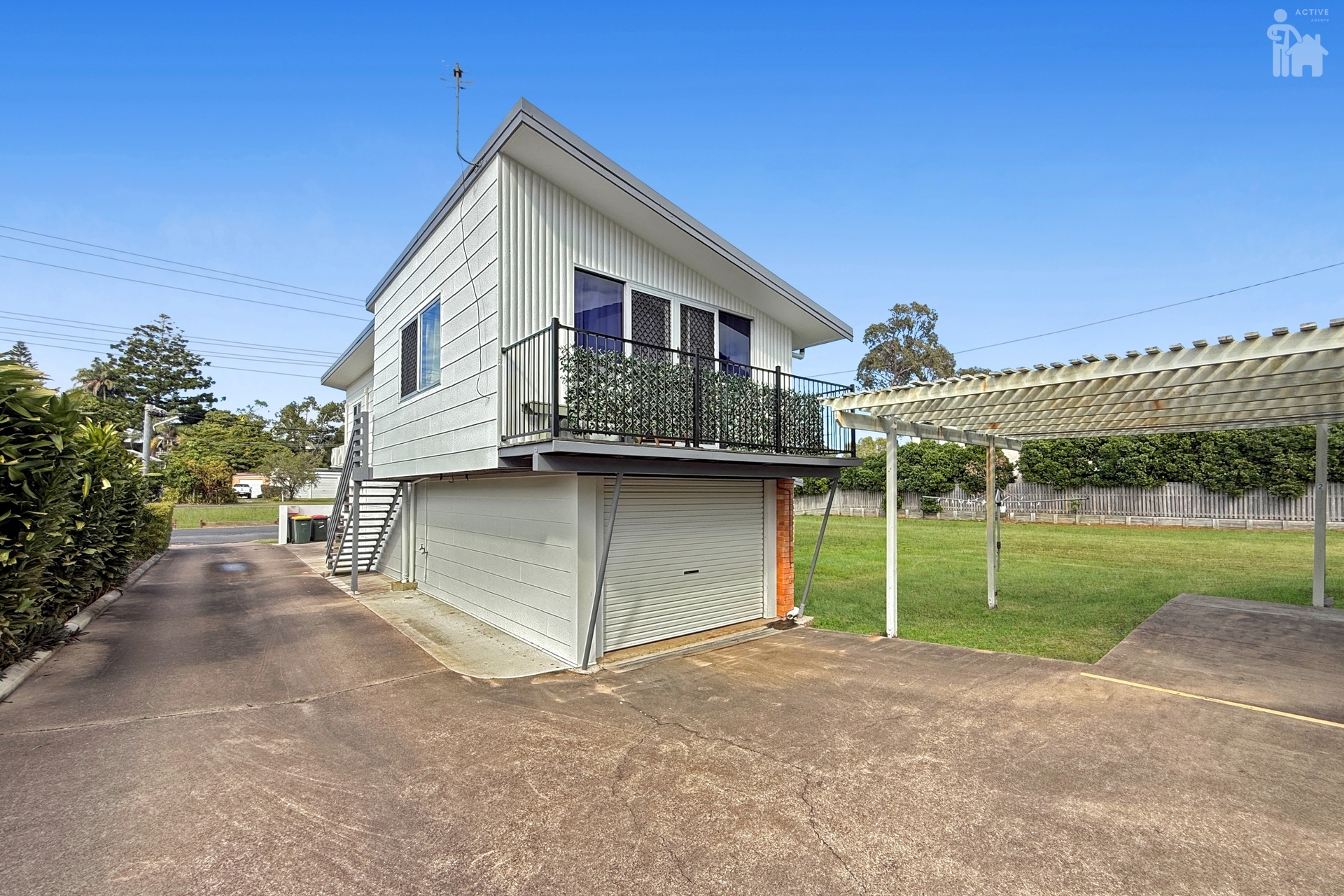 1B/404 Esplanade, Torquay, QLD 4655 AUS