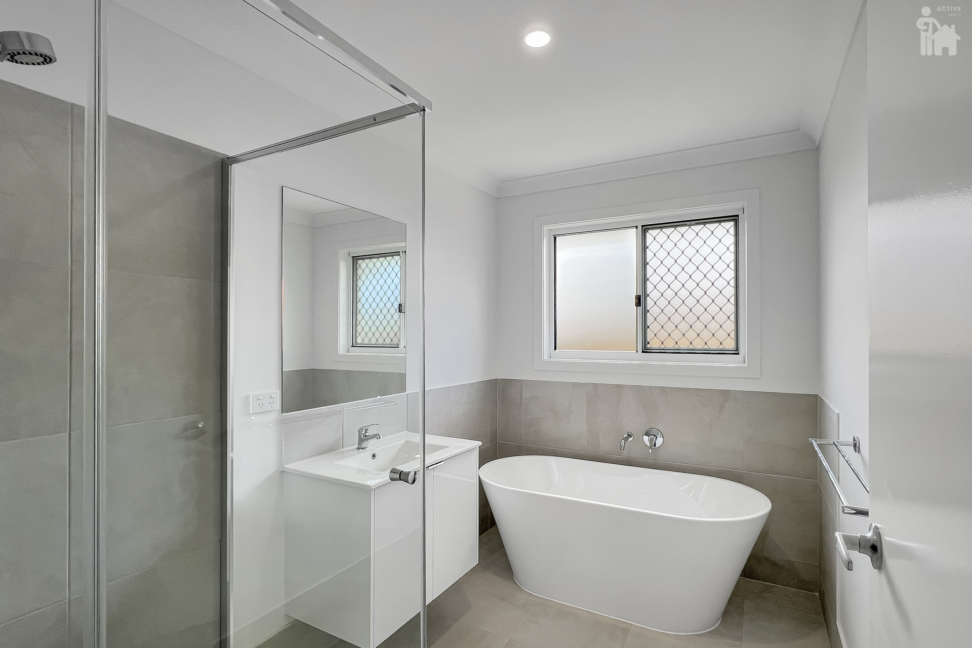 10 Cudgerie Street, Wondunna, QLD 4655 AUS