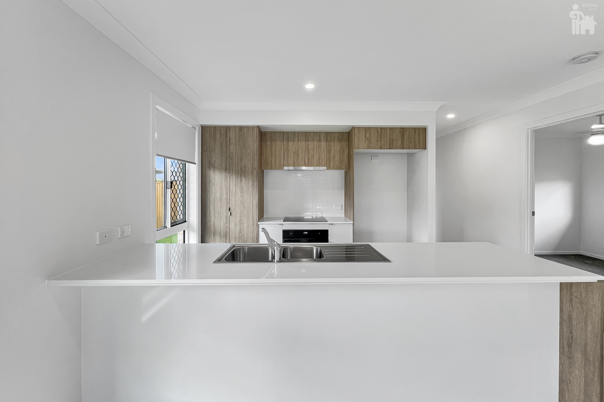 10 Cudgerie Street, Wondunna, QLD 4655 AUS