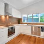 2/196 Cypress Street, Urangan, QLD 4655 AUS