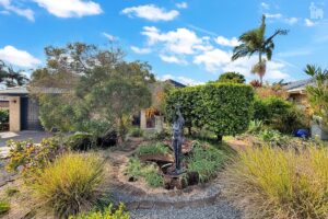 4 Faraday Court, Urraween, QLD 4655 AUS