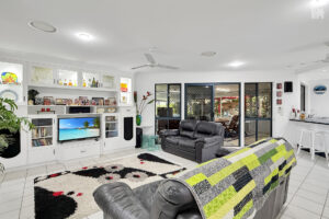 4 Faraday Court, Urraween, QLD 4655 AUS