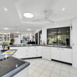 4 Faraday Court, Urraween, QLD 4655 AUS