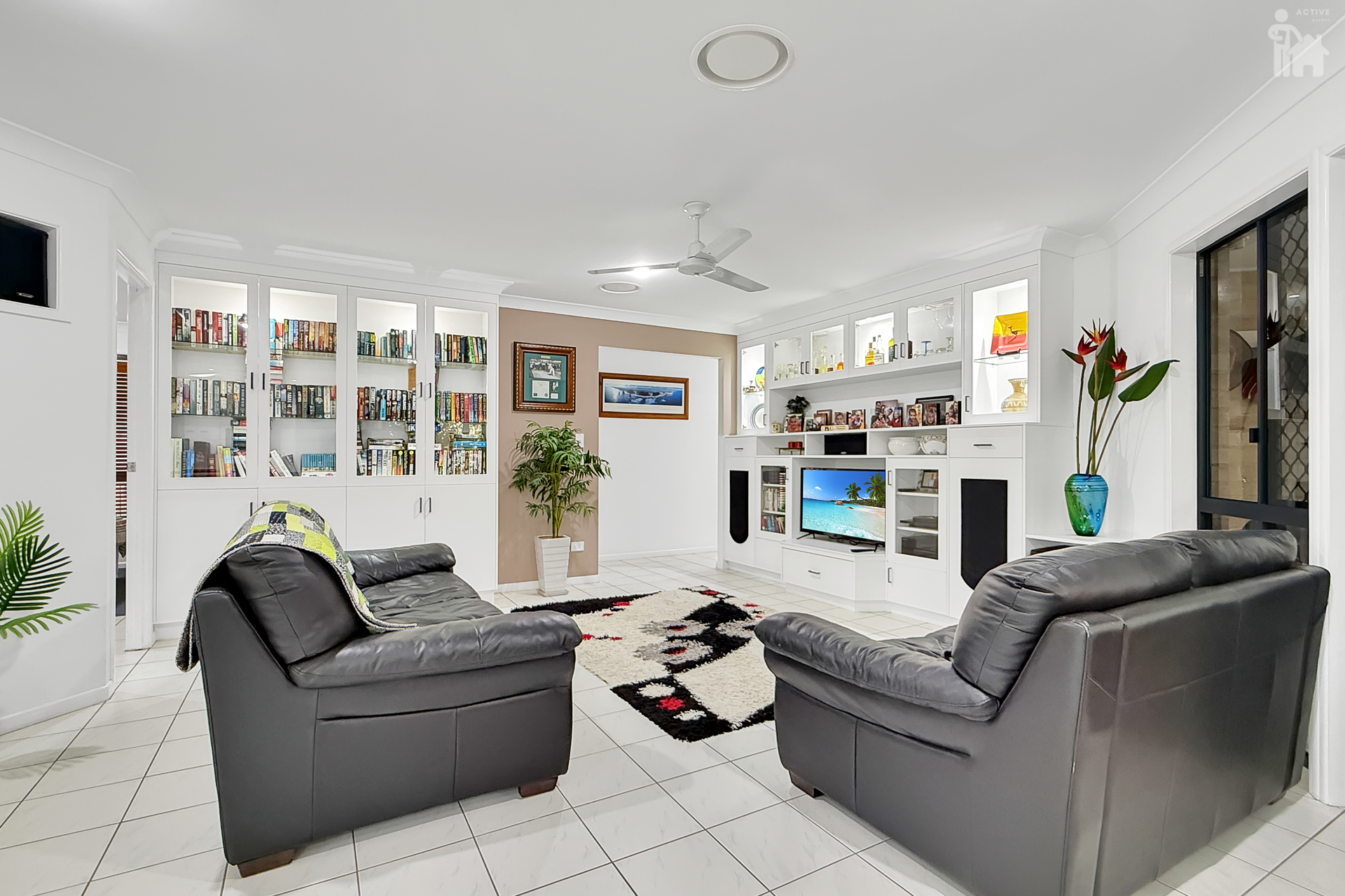 4 Faraday Court, Urraween, QLD 4655 AUS