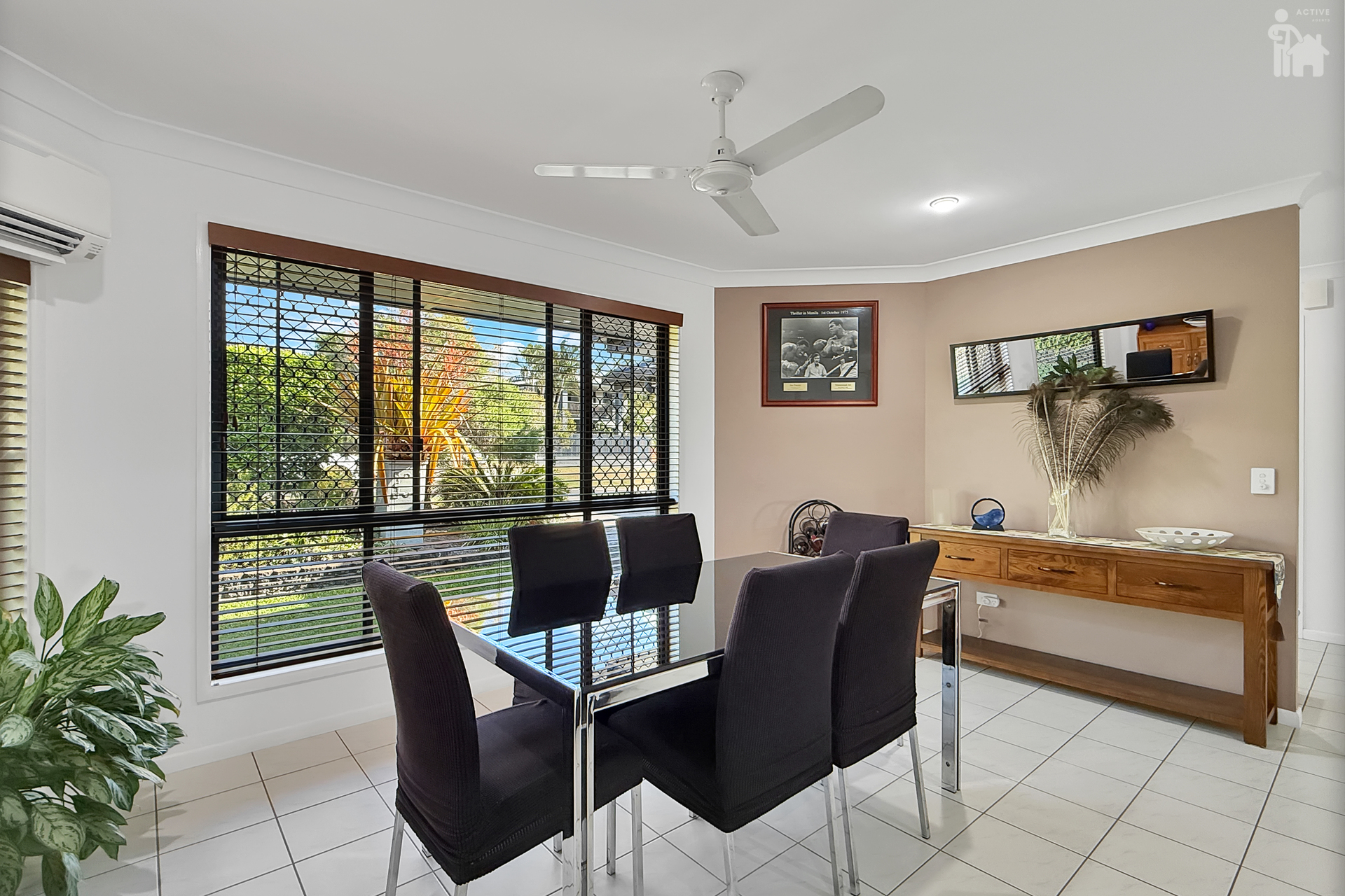4 Faraday Court, Urraween, QLD 4655 AUS